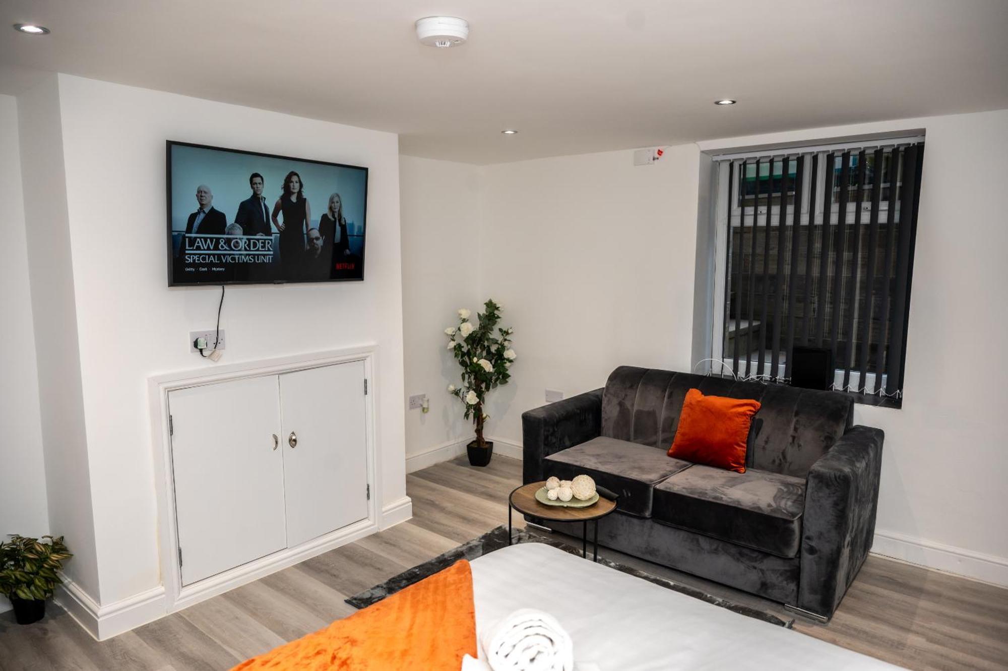 Hideaway Town Centre Basement Studio Apartment Huddersfield Bagian luar foto